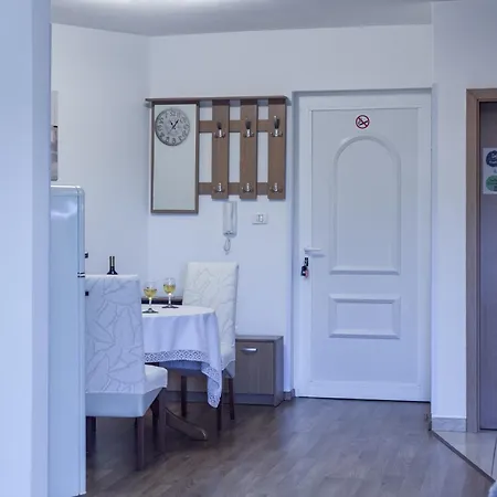Bonifacich Apartament Ližnjan