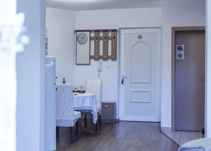 Bonifacich Appartamento Ližnjan
